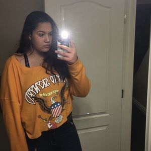 Meet your Posher, Maya